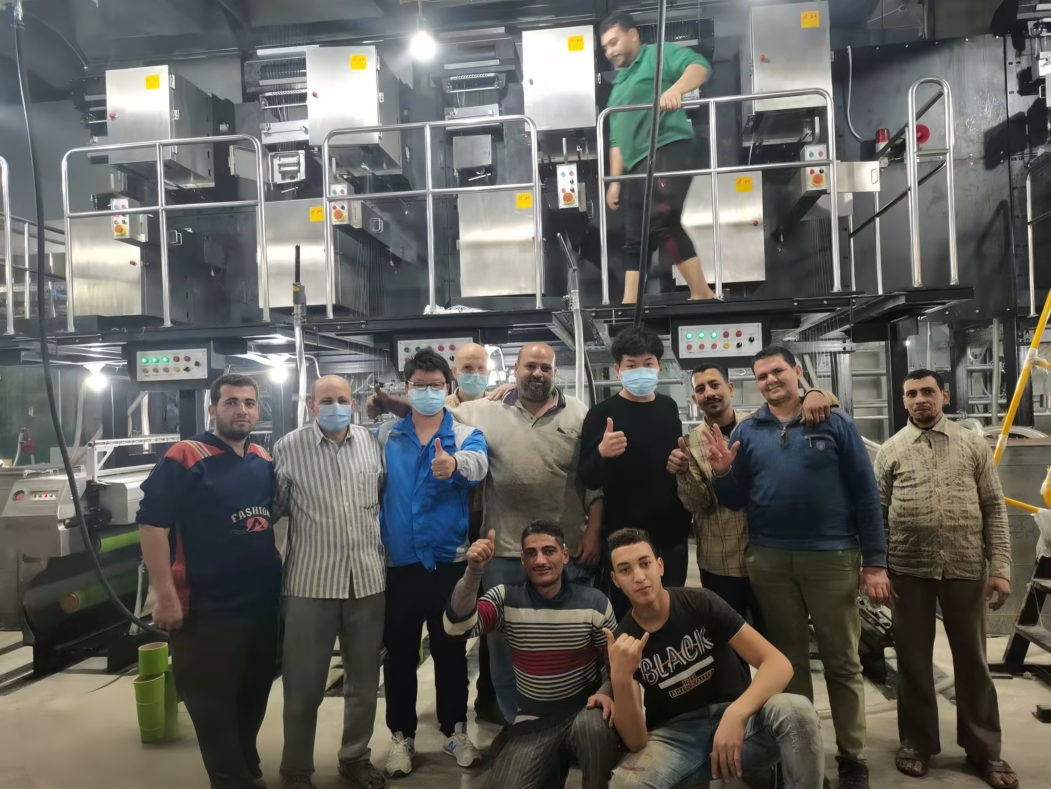 17Bed955E0B1CEA7EDFB18D52F58212