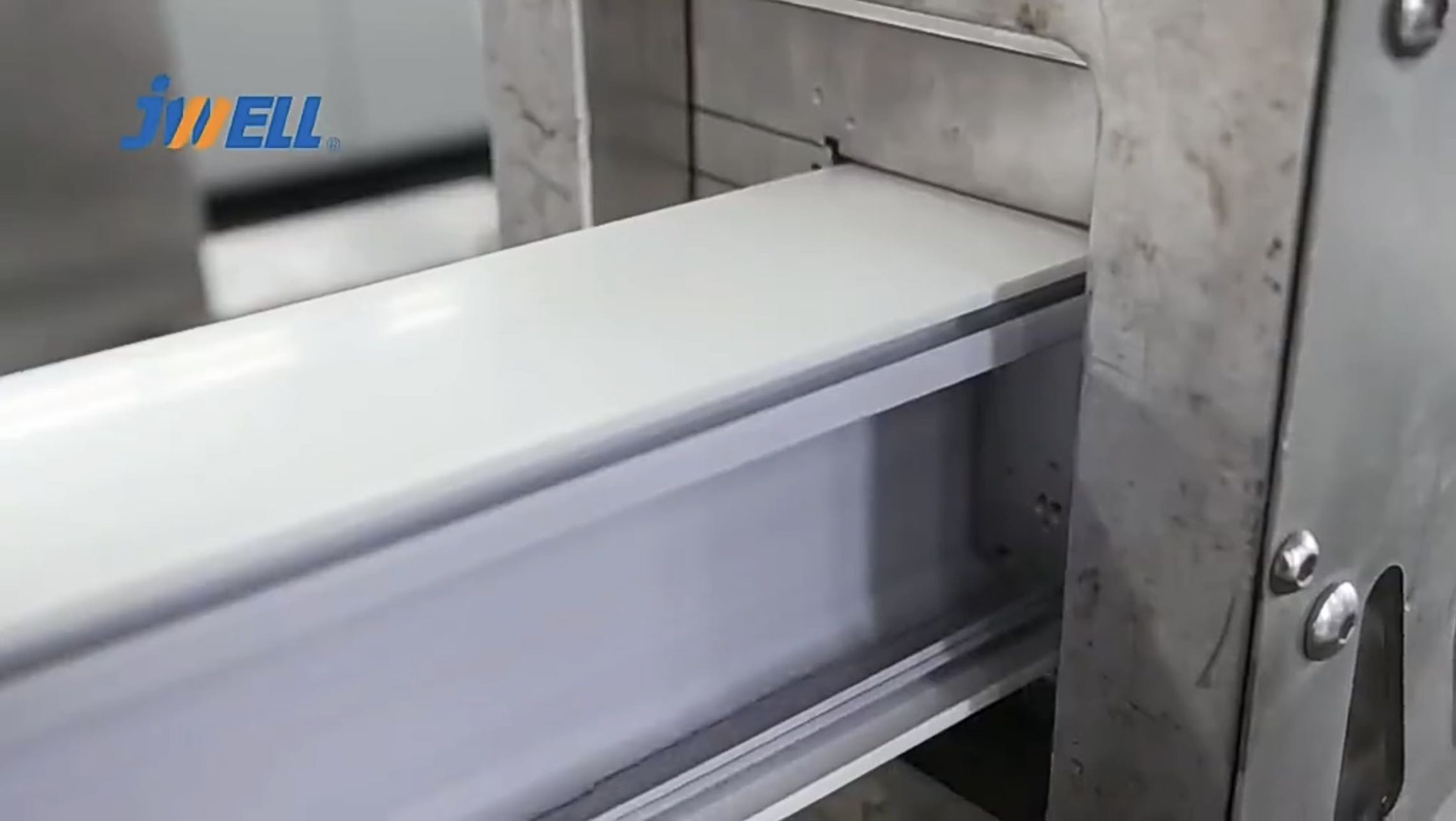 Fabricante de extrusora de plástico de linha de máquina extrusora de perfil de alta velocidade de PVC JWELL