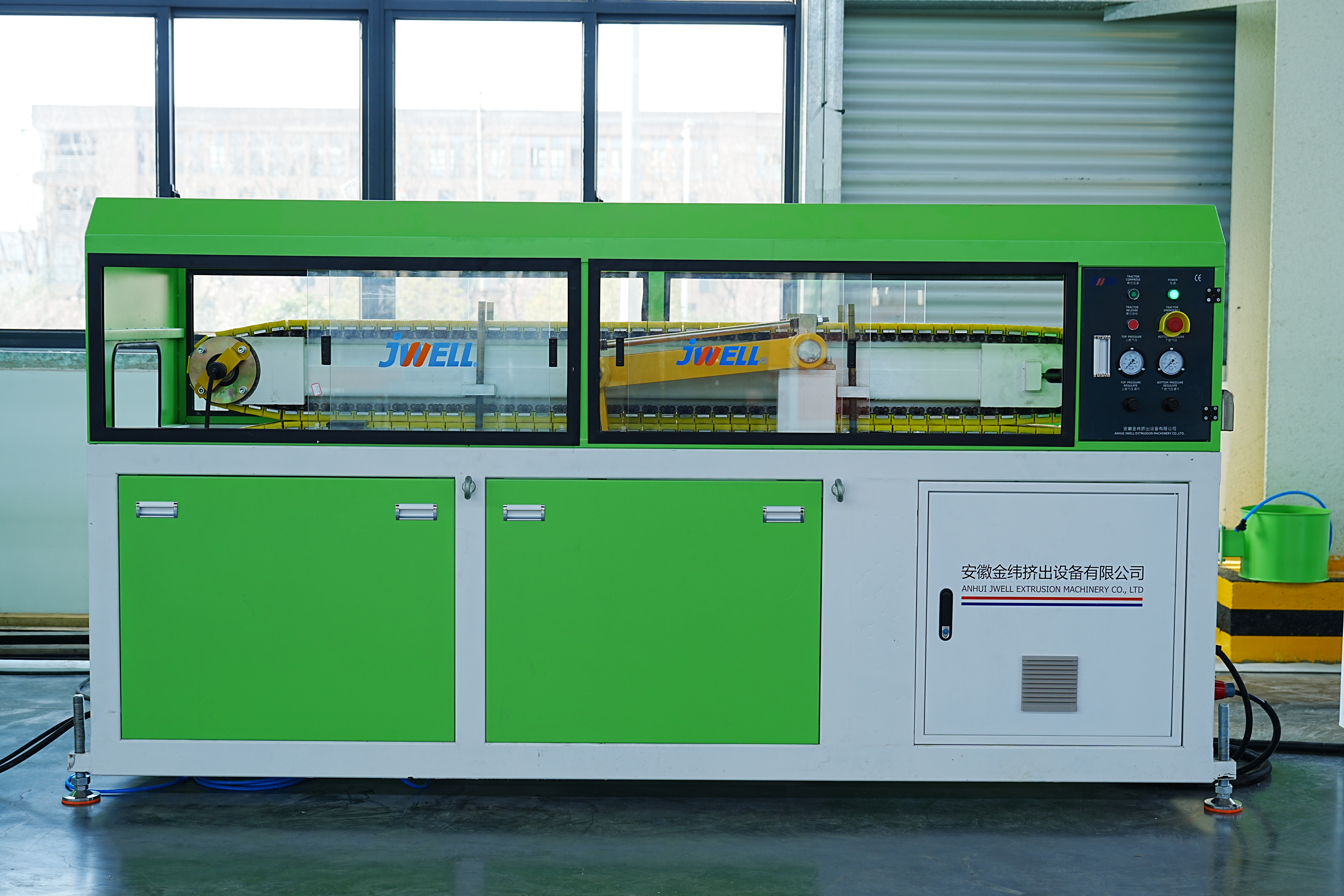Linha de produção automática completa do painel de parede do painel de teto do PVC para a decoração interior